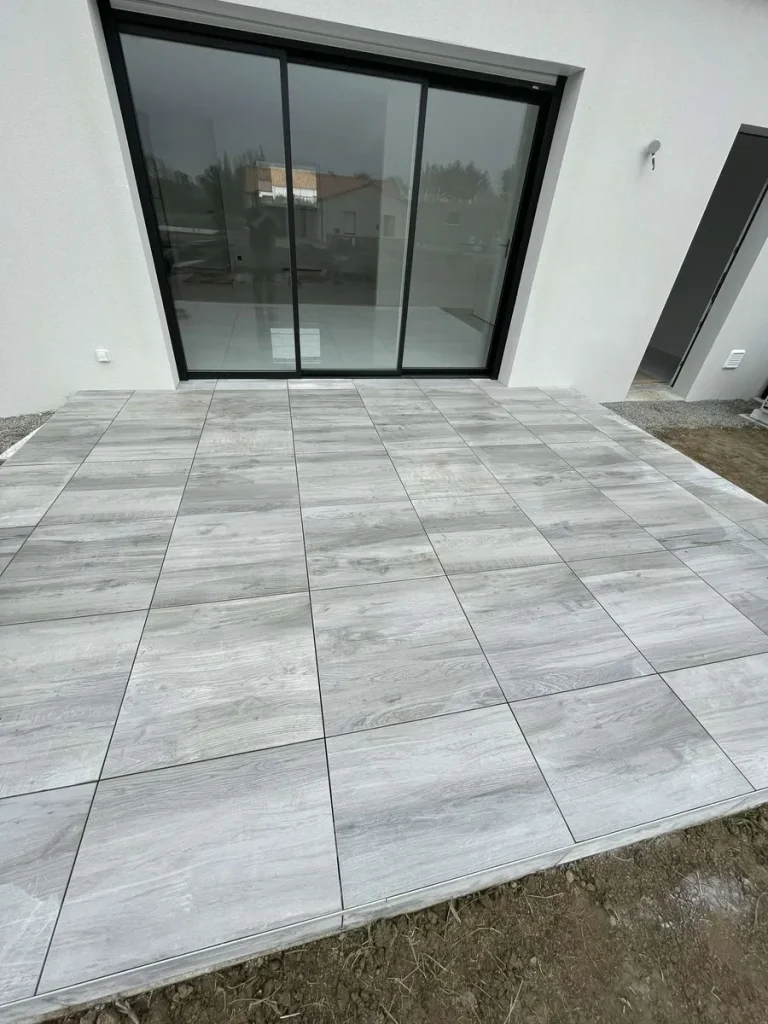 Réalisation de carrelage par Plâtre Vie, plâtrier aux Lucs sur Boulogne